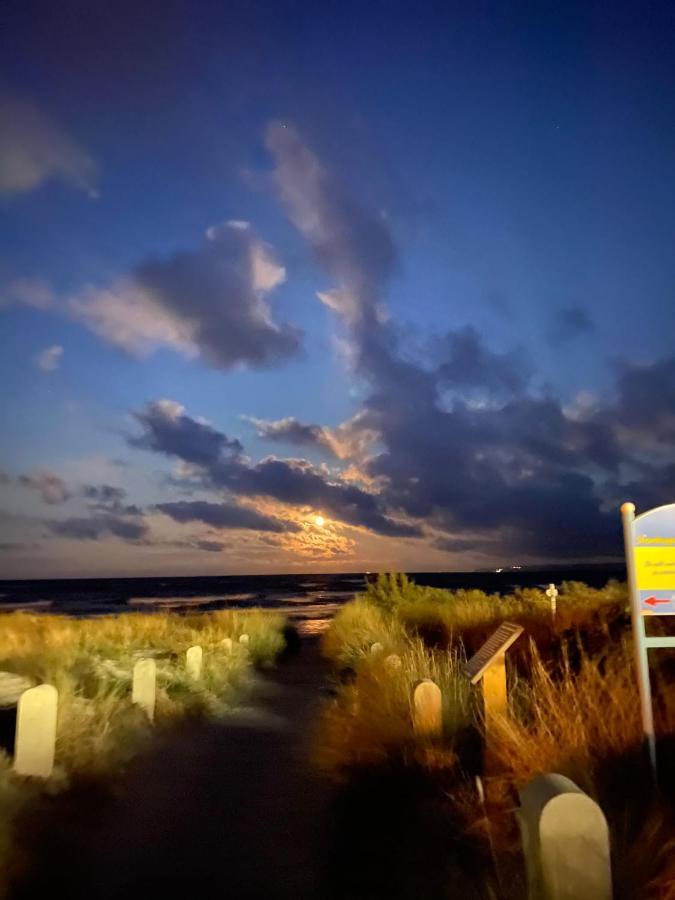 Haus Am Strand Juliusruh Bagian luar foto